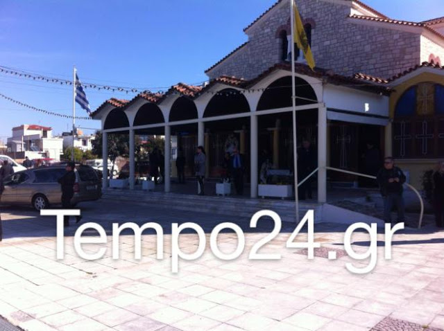 Θρήνος στην κηδεία του 8χρονου Νικόλα Σταμ. Λάσκαρη που κάηκε ζωντανός... [photos+video] - Φωτογραφία 2