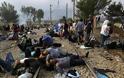 Εκατοντάδες μετανάστες έκλεισαν οδική αρτηρία που ενώνει Ελλάδα - ΠΓΔΜ