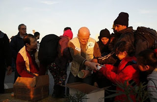 Μυτιλήνη: Το λιμενικό διέσωσε 413 πρόσφυγες, αριθμός-ρεκόρ για μία μόνο επιχείρηση - Φωτογραφία 1