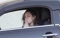 Δείτε την Kristen Steward ατημέλητη με το τσιγάρο στο χέρι... [photos] - Φωτογραφία 2
