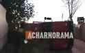 ΠΡΙΝ ΛΙΓΟ: Ντελαπάρισε νταλίκα στην Λ. Καραμανλή στις Αχαρνές [photos+video] - Φωτογραφία 2