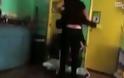 Φρίκη: Χτυπά βάναυσα αγοράκι σε παιδικό σταθμό - [Πολύ σκληρές εικόνες] [video]