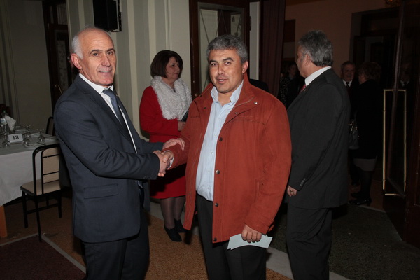 ΕΑΑΣ ΤΡΙΚΑΛΩΝ: ΚΟΠΗ ΠΙΤΑΣ - ΒΡΑΒΕΥΣΗ ΑΡΙΣΤΟΥΧΩΝ ΜΑΘΗΤΩΝ - ΧΟΡΟΕΣΠΕΡΙΔΑΣ - Φωτογραφία 10