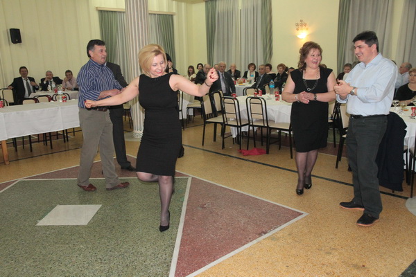 ΕΑΑΣ ΤΡΙΚΑΛΩΝ: ΚΟΠΗ ΠΙΤΑΣ - ΒΡΑΒΕΥΣΗ ΑΡΙΣΤΟΥΧΩΝ ΜΑΘΗΤΩΝ - ΧΟΡΟΕΣΠΕΡΙΔΑΣ - Φωτογραφία 117