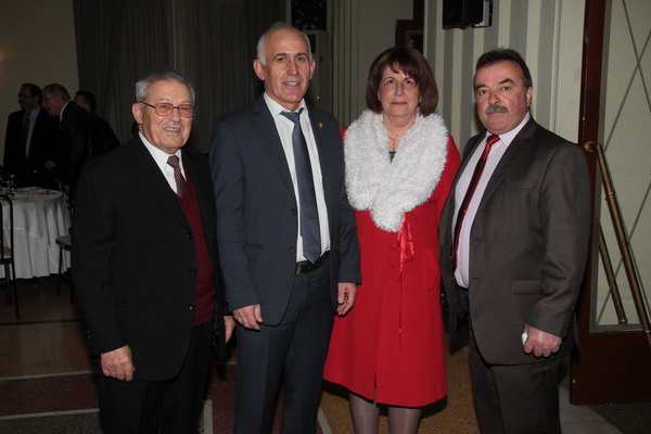 ΕΑΑΣ ΤΡΙΚΑΛΩΝ: ΚΟΠΗ ΠΙΤΑΣ - ΒΡΑΒΕΥΣΗ ΑΡΙΣΤΟΥΧΩΝ ΜΑΘΗΤΩΝ - ΧΟΡΟΕΣΠΕΡΙΔΑΣ - Φωτογραφία 13