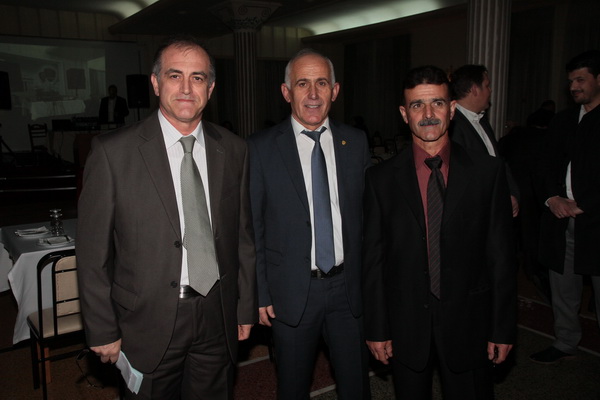 ΕΑΑΣ ΤΡΙΚΑΛΩΝ: ΚΟΠΗ ΠΙΤΑΣ - ΒΡΑΒΕΥΣΗ ΑΡΙΣΤΟΥΧΩΝ ΜΑΘΗΤΩΝ - ΧΟΡΟΕΣΠΕΡΙΔΑΣ - Φωτογραφία 33