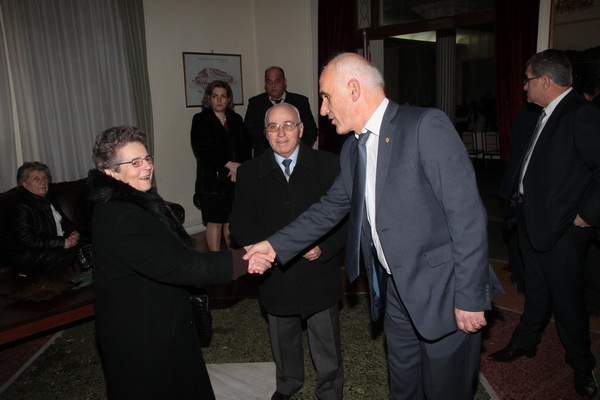 ΕΑΑΣ ΤΡΙΚΑΛΩΝ: ΚΟΠΗ ΠΙΤΑΣ - ΒΡΑΒΕΥΣΗ ΑΡΙΣΤΟΥΧΩΝ ΜΑΘΗΤΩΝ - ΧΟΡΟΕΣΠΕΡΙΔΑΣ - Φωτογραφία 45