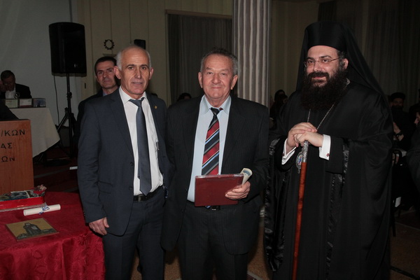 ΕΑΑΣ ΤΡΙΚΑΛΩΝ: ΚΟΠΗ ΠΙΤΑΣ - ΒΡΑΒΕΥΣΗ ΑΡΙΣΤΟΥΧΩΝ ΜΑΘΗΤΩΝ - ΧΟΡΟΕΣΠΕΡΙΔΑΣ - Φωτογραφία 71