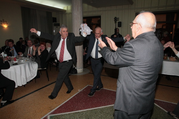 ΕΑΑΣ ΤΡΙΚΑΛΩΝ: ΚΟΠΗ ΠΙΤΑΣ - ΒΡΑΒΕΥΣΗ ΑΡΙΣΤΟΥΧΩΝ ΜΑΘΗΤΩΝ - ΧΟΡΟΕΣΠΕΡΙΔΑΣ - Φωτογραφία 86