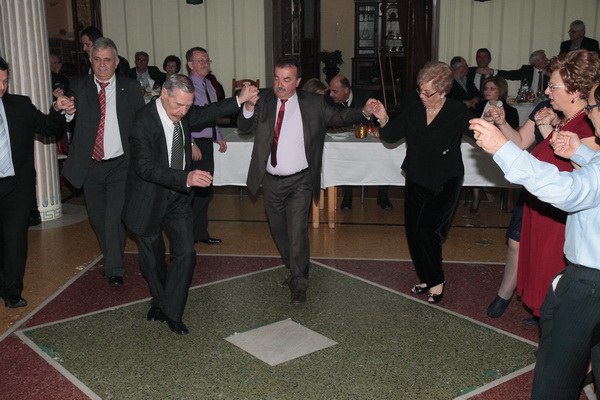 ΕΑΑΣ ΤΡΙΚΑΛΩΝ: ΚΟΠΗ ΠΙΤΑΣ - ΒΡΑΒΕΥΣΗ ΑΡΙΣΤΟΥΧΩΝ ΜΑΘΗΤΩΝ - ΧΟΡΟΕΣΠΕΡΙΔΑΣ - Φωτογραφία 91