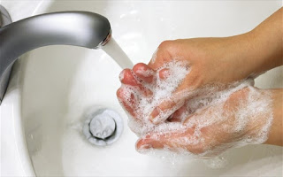 Πλένοντας τακτικά τα χέρια μας προλαμβάνουμε τις γαστρεντερίτιδες - Φωτογραφία 1