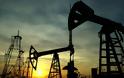 Βloomberg: Η πρόβλεψη για την τιμή του πετρελαίου. Τι θα συμβεί μέσα στο 2016;