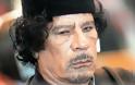 Βιντεο - ΣΟΚ: Οι τελευταίες στιγμές του Καντάφι πριν τον εκτελέσουν [ΣΚΛΗΡΕΣ ΕΙΚΟΝΕΣ] - Φωτογραφία 1