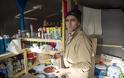 Mohammed Safi: Ο Αφγανός πρόσφυγας που έγινε σεφ με εστιατόριο στον καταυλισμό του Καλαί - Φωτογραφία 2
