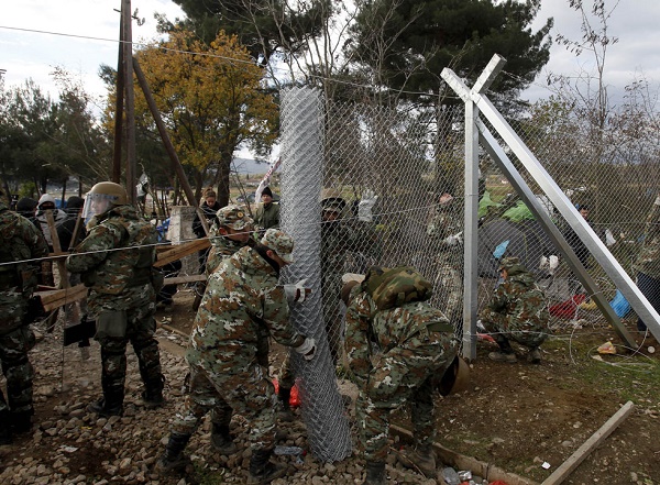 ΑΝΤΙΔΡΑΣΕΙΣ ΣΤΗ ΒΟΡΕΙΑ ΕΛΛΑΔΑ ΓΙΑ ΤΟ ΚΕΝΤΡΟ ΦΙΛΟΞΕΝΙΑΣ ΠΡΟΣΦΥΓΩΝ - Φωτογραφία 3