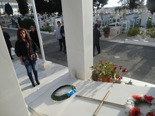 “Προσκύνημα στον τάφο των ηρωωμαρτύρων Τάσου Ισαάκ και Σολωμού Σολωμού” - Φωτογραφία 1