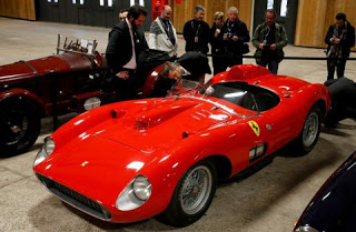 Τιμή-ρεκόρ για Ferrari του 1957-Πουλήθηκε πάνω από 32 εκατ. ευρώ - Φωτογραφία 1