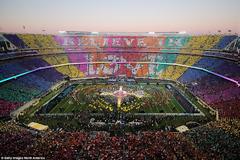 Δείτε πώς εμφανίστηκε η Beyonce στο Superbowl! [photos]