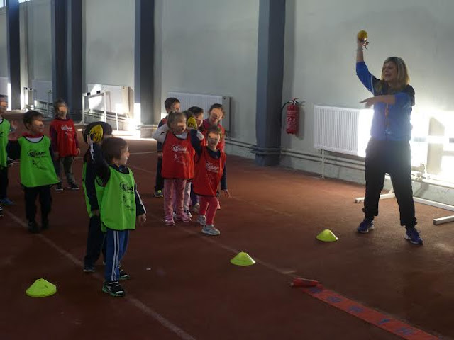 Το 3ο Νηπιαγωγείο εκπαιδεύτηκε στο KIDS ATHLETICS από τον Εθνικό Αλεξ/πολης - Φωτογραφία 4