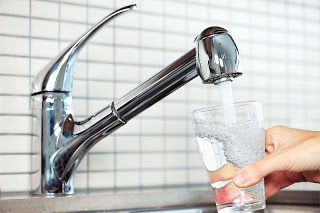 Μεγάλη προσοχή: Ποτέ να μην πίνετε ζεστό νερό από τη βρύση! - Φωτογραφία 1