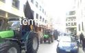Πάτρα: Αγρότες της δυτικής Αχαΐας μπούκαραν με τρακτέρ και στα γραφεία του ΟΠΕΚΕ μετά τη Γ' ΔΟΥ - Κλειστή η οδός Αθηνών... - Φωτογραφία 3