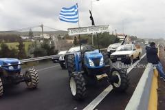Κρητικός Υπουργός βάζει στο στόχαστρο αγρότες και ελεύθερους επαγγελματίες