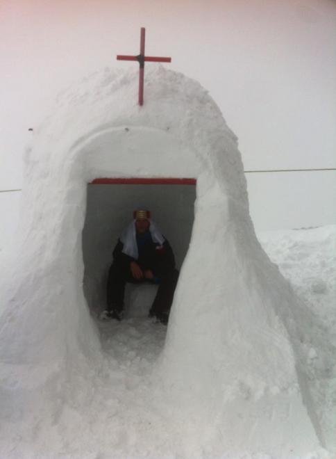 Καλάβρυτα: Έτοιμο το igloo από τους εργαζόμενους του Χιονδρομικού Κέντρου - Θα πάθετε πλάκα τι έχουν φτιάξει - Φωτογραφία 5