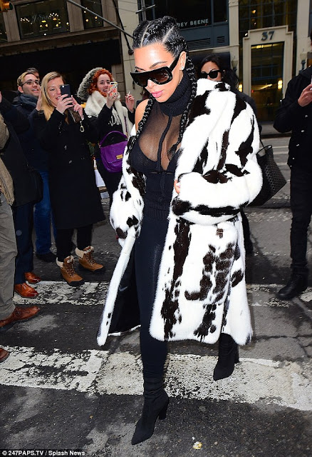 Η Kim Kardashian ντύθηκε... Κρουέλα Ντεβίλ στην Εβδομάδα Μόδας... [photos] - Φωτογραφία 2