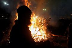 Η πολιορκία της Αθήνας - φωτογραφίες από  την σημερινή επέλαση των αγροτών