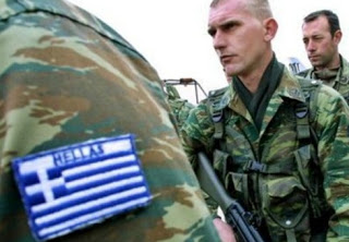 ΚΑΙ ΟΜΩΣ - Αυτός κυβερνά τον Ελληνικό στρατό...; - Φωτογραφία 1