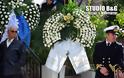 Τραγικές στιγμές στην κηδεία του υποπλοίαρχου Κωνσταντίνου Πανανά στο Ναύπλιο (βίντεο) - Φωτογραφία 14