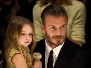 Η Ηarper Beckham είναι μια μικρή fashionista! [photos] - Φωτογραφία 1