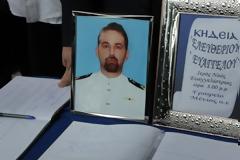 Θρήνος στην κηδεία του ανθυπασπιστή Ελευθέριου Ευαγγέλου (φωτό)