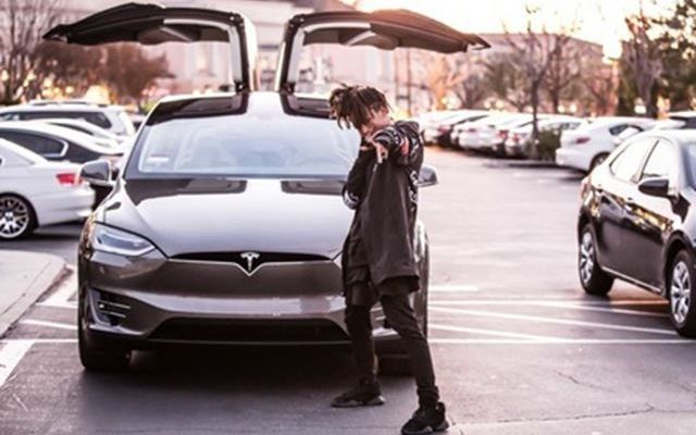 Ο πρώτος διάσημος ιδιοκτήτης του νέου Tesla Model X! - Φωτογραφία 2