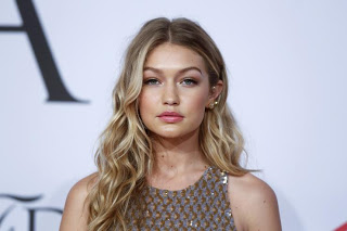 Η ολόσωμη φόρμα της Gigi Hadid που εντυπωσίασε τους πάντες... [photos] - Φωτογραφία 1