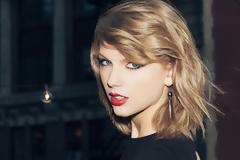 Δείτε πως γιόρτασε η Taylor Swift τα βραβεία Grammy! [photos]