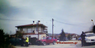 Σύγκρουση ΙΧ αυτοκινήτου με αγροτικό στην Λεπτοκαρυά Τρικάλων [photos] - Φωτογραφία 1