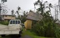 Εικόνες καταστροφής στα νησιά Φίτζι μετά το σαρωτικό πέρασμα κυκλώνα... [photos] - Φωτογραφία 3