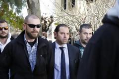 Βαριές κατηγορίες κατά των δημοσιογράφων - εκβιαστών: Βρήκαν χιλιάδες ευρώ, δολάρια, σφαίρες στον Π. Μαυρίκο