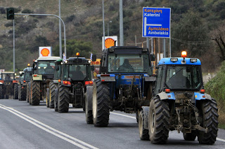Σήμερα συνεδριάζουν οι αγρότες για να αποφασίσουν το μέλλον των κινητοποιήσεων τους... - Φωτογραφία 1