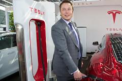 Ετοιμη η οικιακή μπαταρία της Tesla