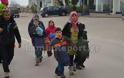 ΕΝΑ ΑΠΕΡΑΝΤΟ HOTSPOT: Γέμισε πρόσφυγες η Ελλάδα - Ξεκινούν με τα πόδια για τα σύνορα με τα Σκόπια [ΣΥΓΚΛΟΝΙΣΤΙΚΕΣ ΕΙΚΟΝΕΣ] - Φωτογραφία 31