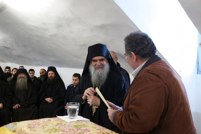 8022 - Φωτογραφίες από τη βράβευση αριστούχων μαθητών της Αθωνιάδας Σχολής Αγίου Όρους - Φωτογραφία 43