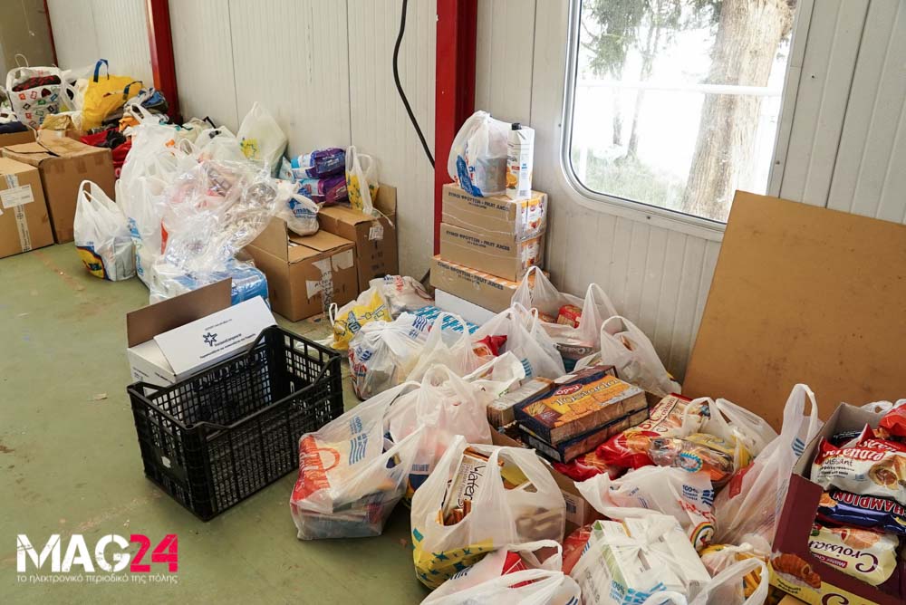 Λαμία: Η κα Ολγα διένυσε 60χλμ για να φέρει τρόφιμα στους Πρόσφυγες [photo] - Φωτογραφία 7