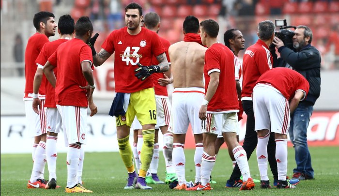 ΤΑ ΜΠΛΟΥΖΑΚΙΑ ΚΑΙ ΟΙ ΠΑΝΗΓΥΡΙΣΜΟΙ ΤΩΝ ΕΡΥΘΡΟΛΕΥΚΩΝ ΓΙΑ ΤΟ... 43ο! (PHOTOS) - Φωτογραφία 16