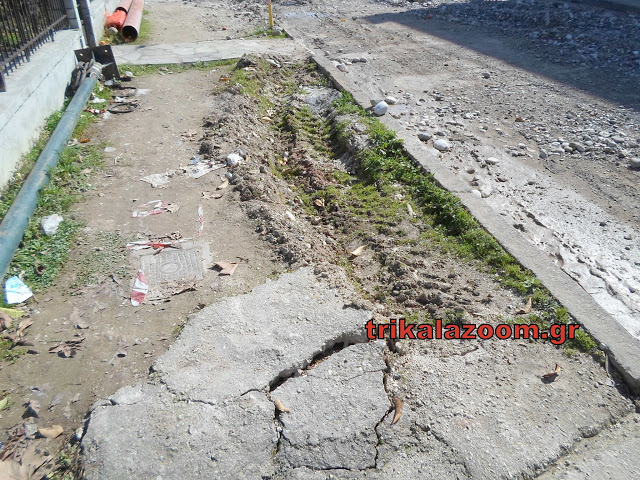 Τραγικές εικόνες πεζοδρομίων στα Τρίκαλα [photos] - Φωτογραφία 3