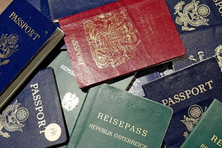 Τα ισχυρότερα διαβατήρια στον κόσμο - Σε ποια θέση βρίσκονται τα ελληνικά; - Φωτογραφία 1
