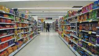 Ληστεία σε σούπερ μάρκετ στην Τούμπα - Αφαίρεσαν με την απειλή όπλου 2.000 ευρώ και εξαφανίστηκαν - Φωτογραφία 1