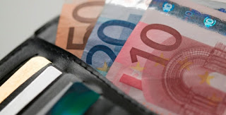 Αυτές είναι οι νέες συντάξεις: Ποιοι χάνουν από 400 έως 600 ευρώ - Φωτογραφία 1