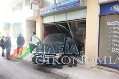 Απίστευτο συμβάν στον Πύργο- Ι.Χ. μπούκαρε σε κατάστημα στην Κανάρη... [photo]